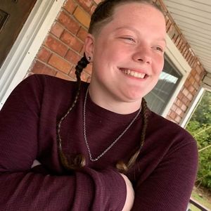 Meet your Posher, Courtney